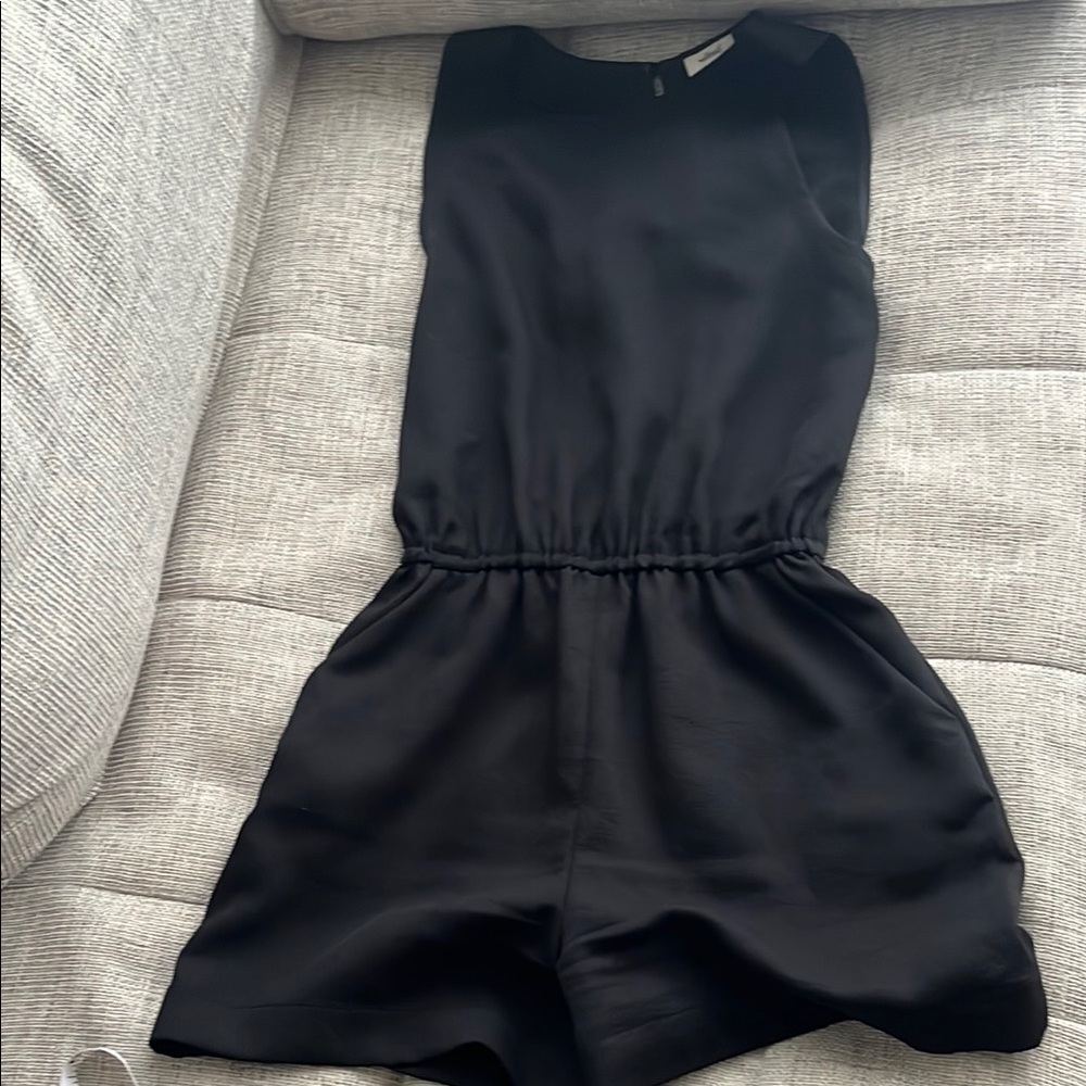 Aritzia Wilfred Black Sleeveless Romper XS